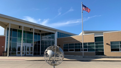 Garden Hills Elementary School in Champaign, IL