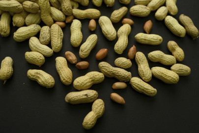 A pile of peanuts 